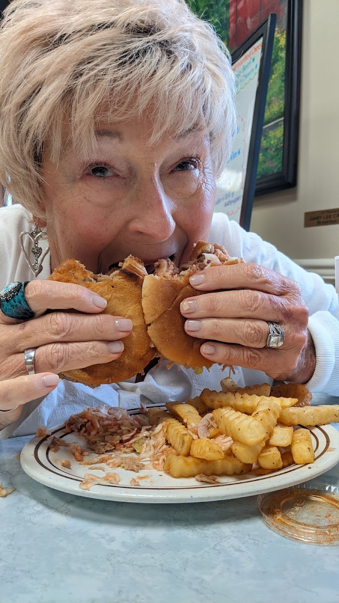 Troutman's Bar-B-Q-8